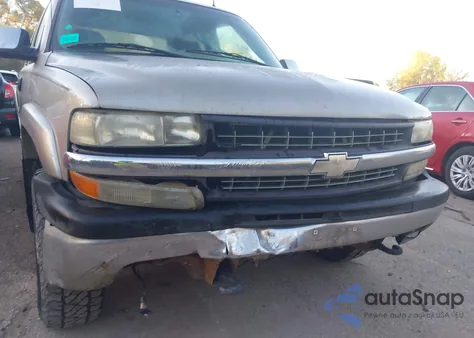 2002 Chevrolet Silverado 1500Hd Lt z USA, uszkodzony, nr VIN 1GCGK13U62F105008